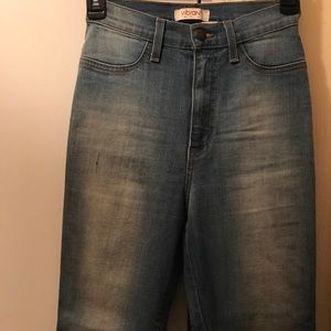 Vibrate high rise jeans